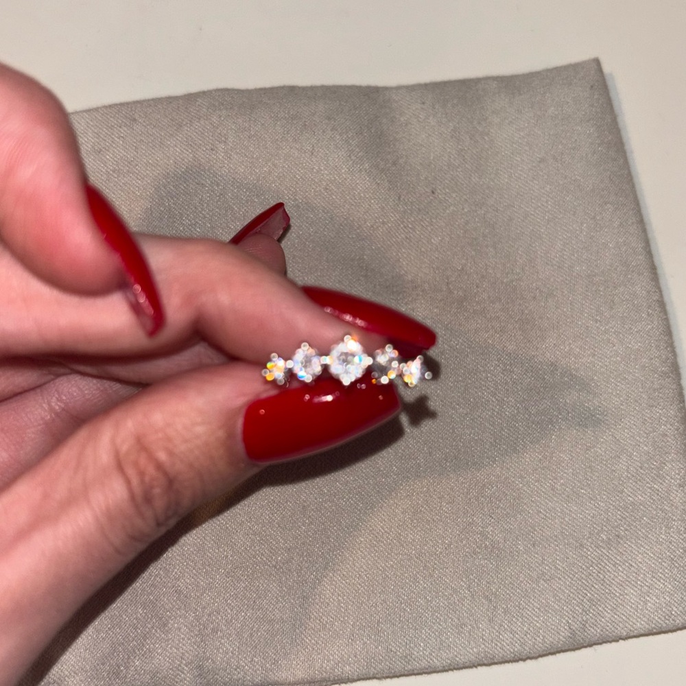 Cartilage earring